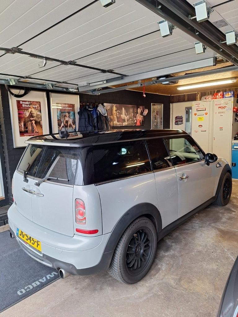 2011  Mini clubman met groot dubbel panoramadak!, Voorwielaandrijving, 4 cilinders, 1600 cc, Leder en Stof