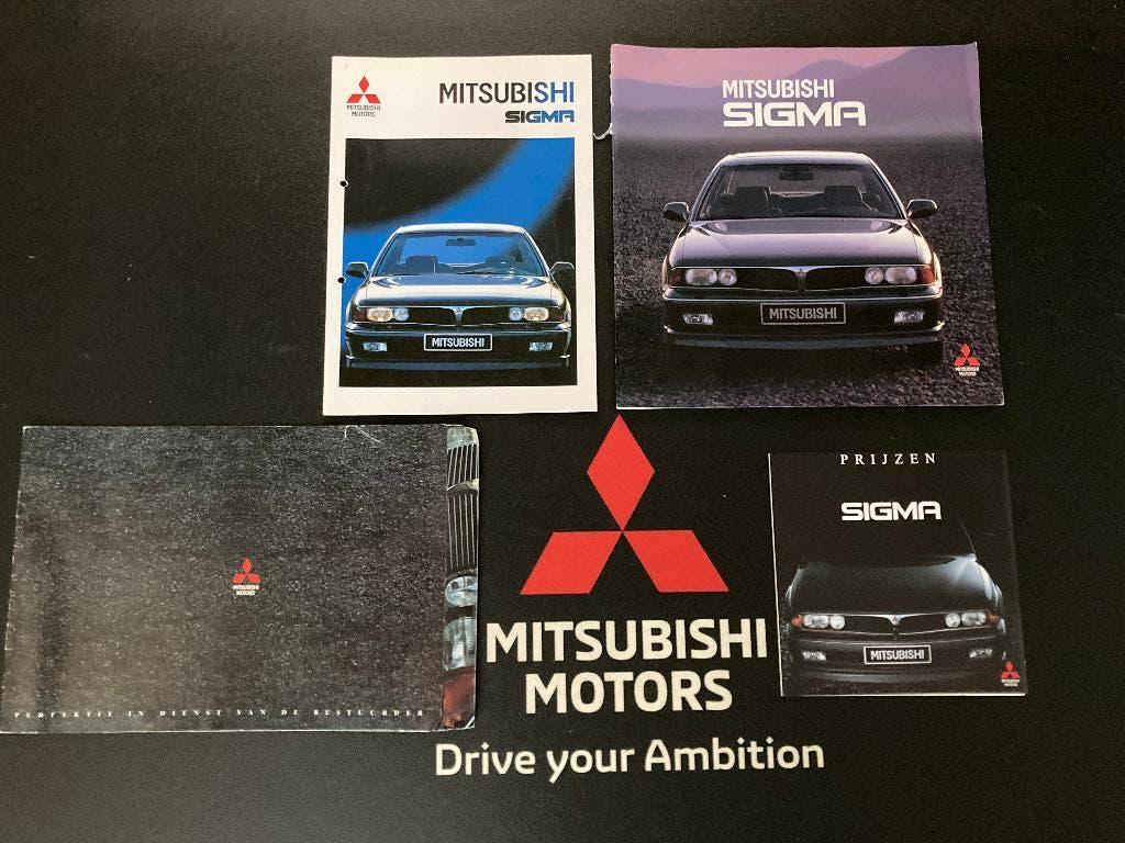 T E A B : 4 verschillende Mitsubishi Sigma folders/brochures, Ophalen, Zo goed als nieuw, Mitsubishi