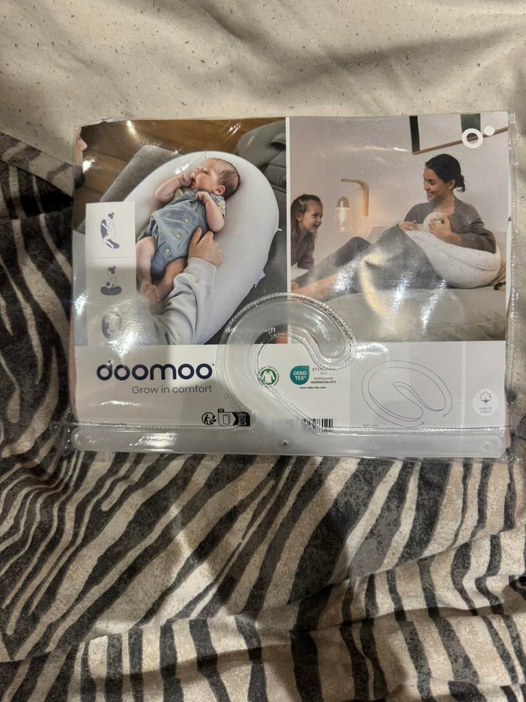 Doomoo voedingskussen hoes, Eenpersoons, Wit, Ophalen of Verzenden, Zo goed als nieuw