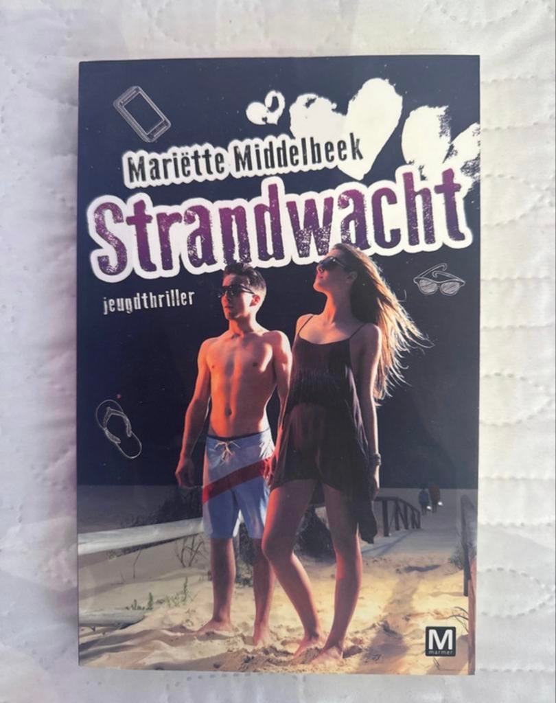 Strandwacht - Mariëtte Middelbeek (Jeugdthriller), Ophalen of Verzenden, Gelezen, Nederland