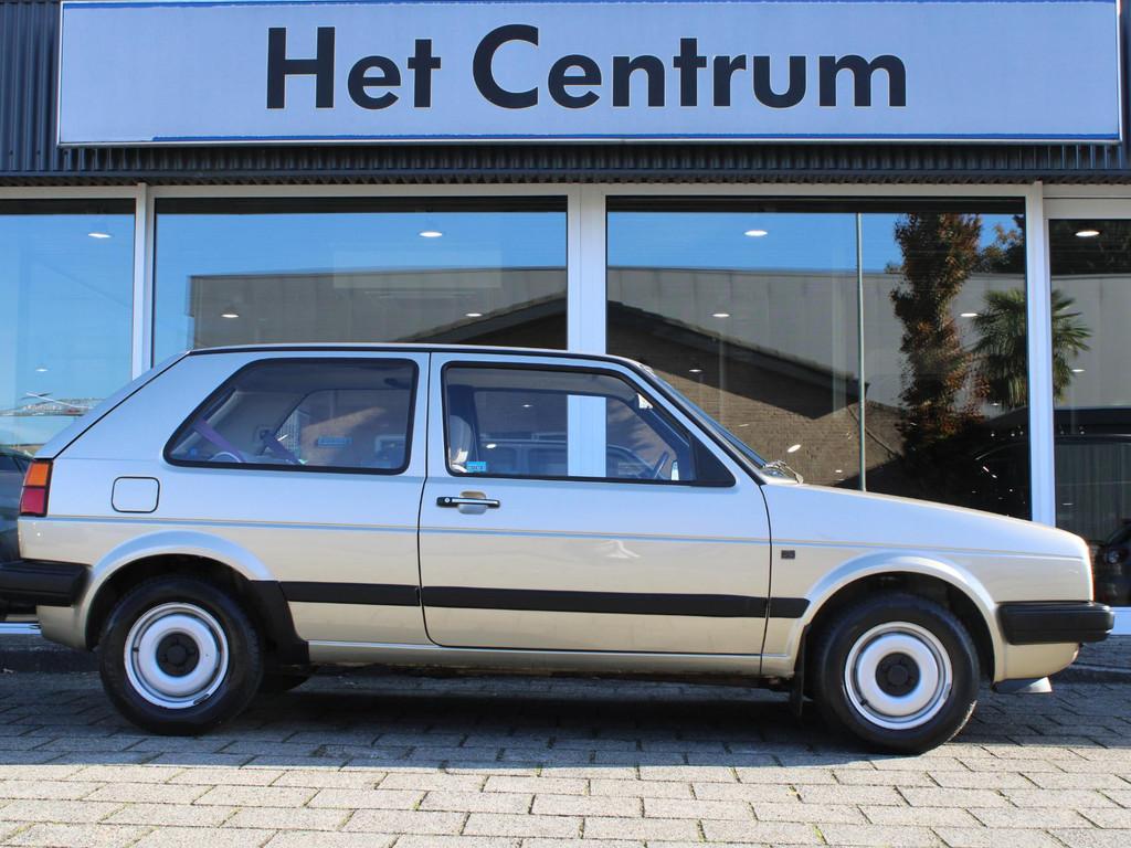 Volkswagen Golf 1.8 90PK Automaat Injectie UNIEK! van eerste, Auto's, Gebruikt, Beige, 469 kg, Golf
