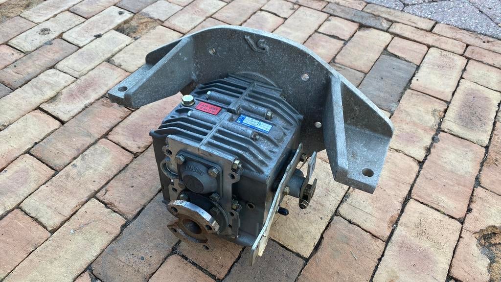 Keerkoppeling ZF 25 M, Watersport en Boten, Ophalen, Zo goed als nieuw, Motor en Techniek, Zeilboot of Motorboot