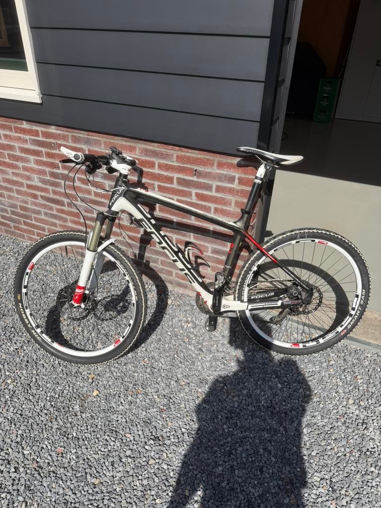 Focus raven carbon mountainbike, Fietsen en Brommers, Fietsen | Mountainbikes en ATB, Ophalen, Zo goed als nieuw, Overige merken