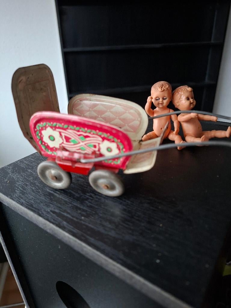 blikken poppen wagentje antiek, Ophalen of Verzenden