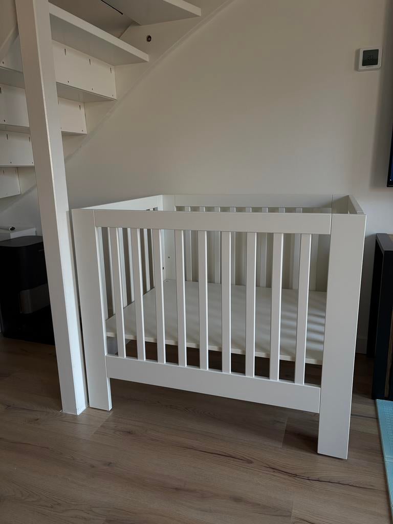 Kidsmill box wit Alaska, Kinderen en Baby's, Boxen, Ophalen, Zo goed als nieuw, Rechthoekig, In hoogte verstelbaar