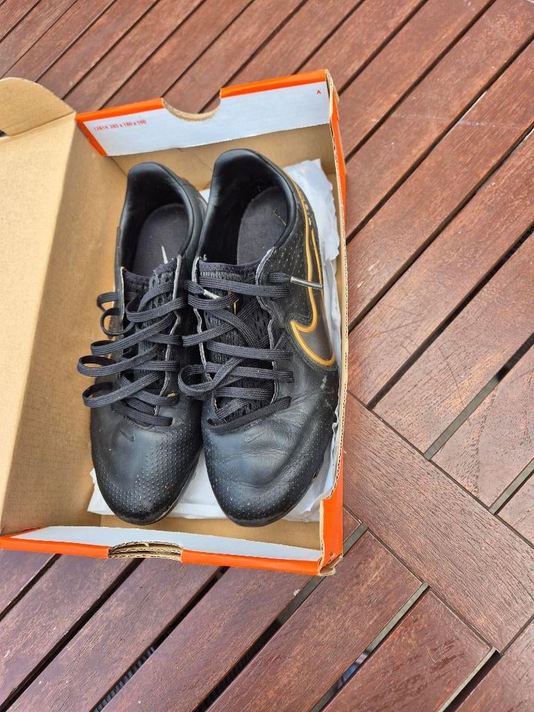 Voetbal schoenen Nike, Ophalen, Gebruikt, Maat XS of kleiner, Schoenen