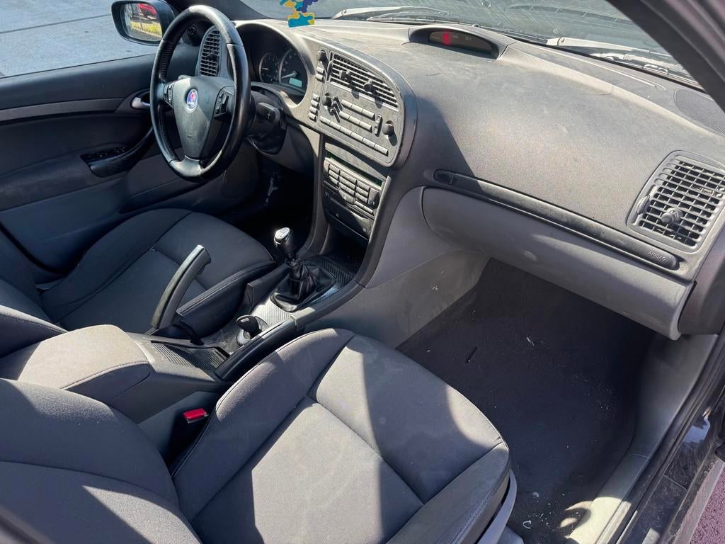 Saab 9-3 Sport Sedan 1.8t 150pk Linear 18inch PDC Koopje!, Auto's, Saab, Voorwielaandrijving, 1998 cc, Stof, Gebruikt