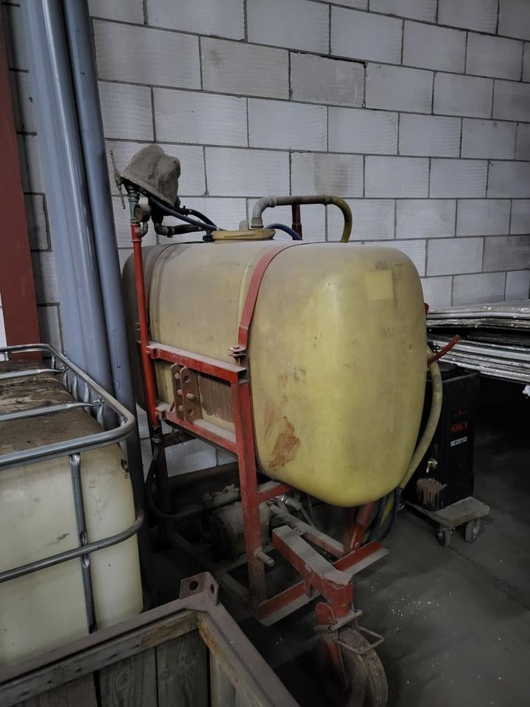 Hogedrukspuit met tank en ontstopperfunctie, Ophalen, Gebruikt, Benzine