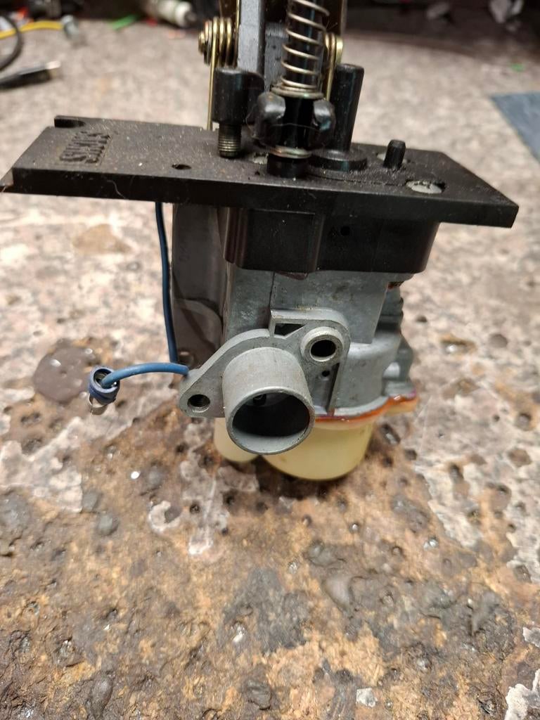 Spartamet carburateur ( tk ), Ophalen of Verzenden, Gebruikt, Carburateur, Spartamet