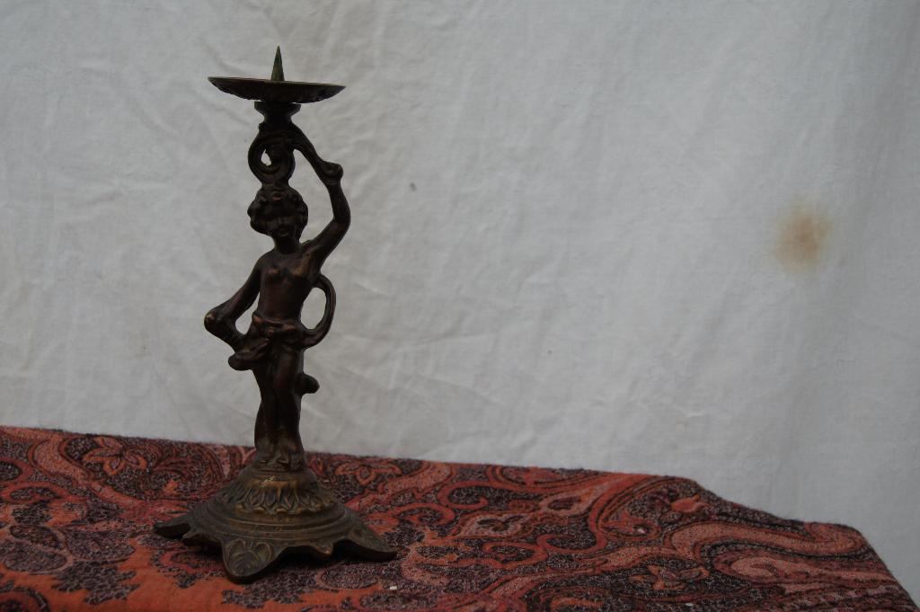 Kandelaar  ( Brons, Ophalen of Verzenden, Koper of Brons