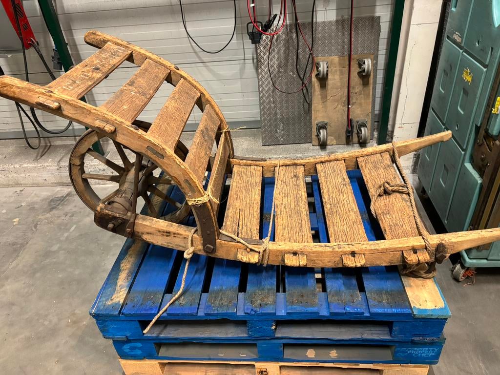 Antiek: platte kruiwagen (zeer nette staat!), Ophalen