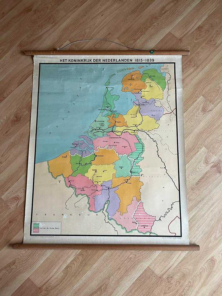 Schoolplaat Koninkrijk der Nederlanden 1815-1839 - 103x91cm, Ophalen, Geschiedenis