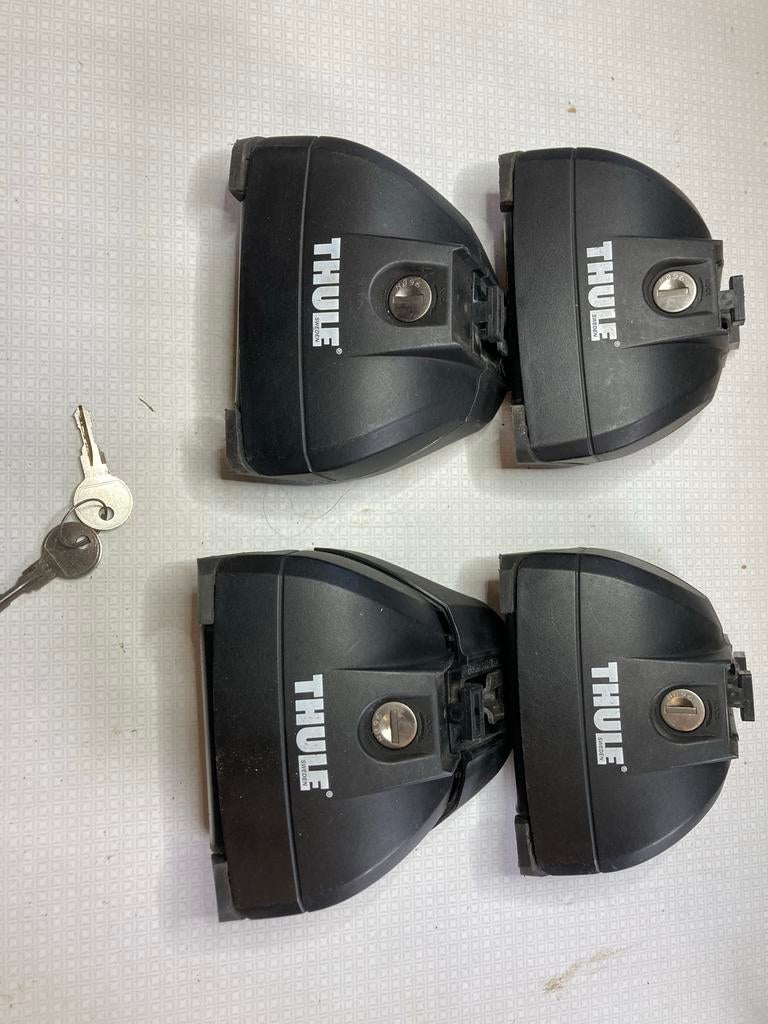 Thule 753 voetset, Auto diversen, Dakdragers, Ophalen of Verzenden, Gebruikt