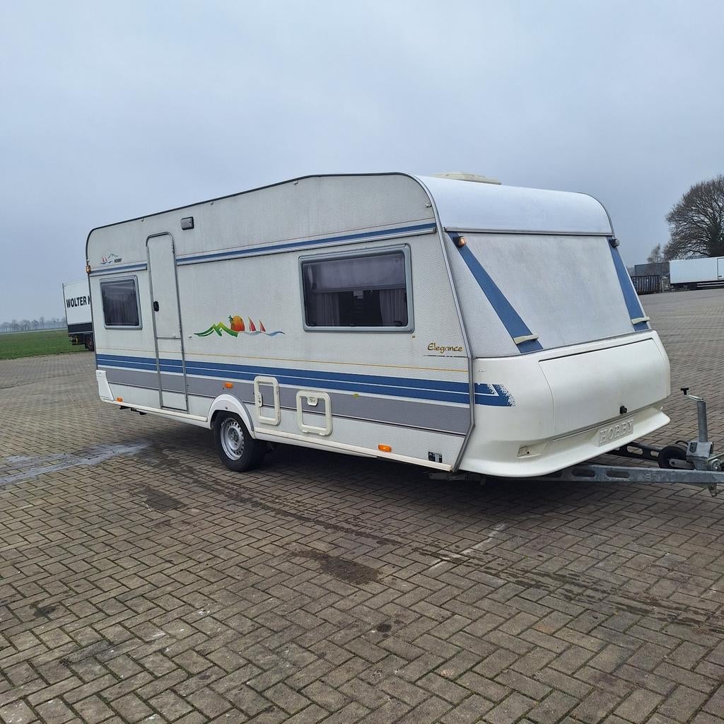 Hobby Elegance 540, Voortent, Enkele bedden, licht werk, Caravans en Kamperen, 2 aparte bedden, Rondzit, Hobby, Particulier