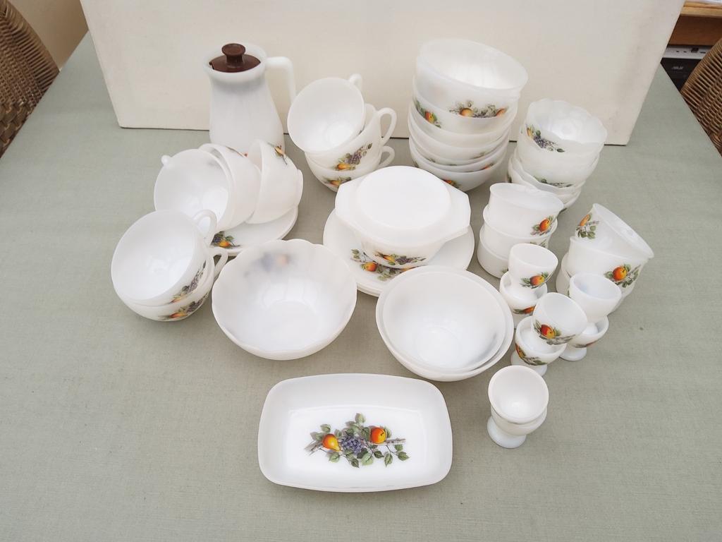 Arcopal - Fruits de France etc. Campingservies / Jena Glas, Ophalen of Verzenden