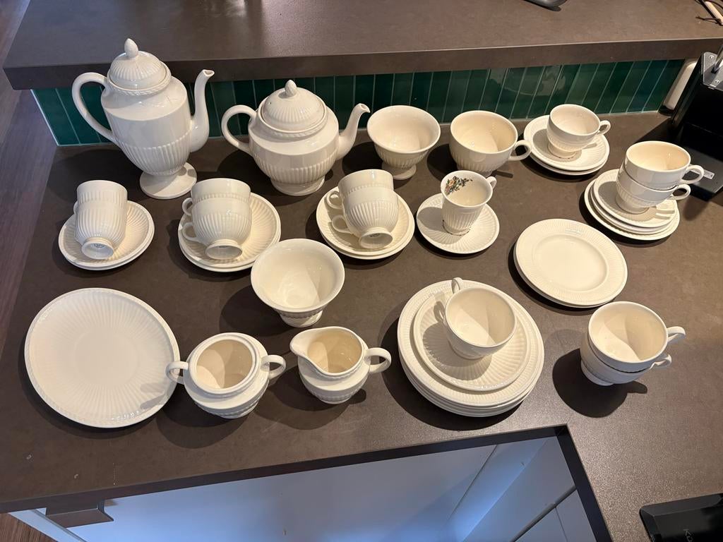 Wedgwood Edme koffieservies met gebaksschotels, Huis en Inrichting, Keuken | Servies, Gebruikt, Ophalen of Verzenden, Wedgwood