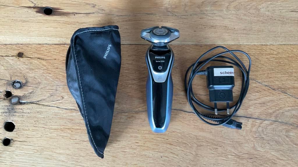 Scheerapparaat Philips serie 5000, Ophalen of Verzenden, Scheren en Epileren