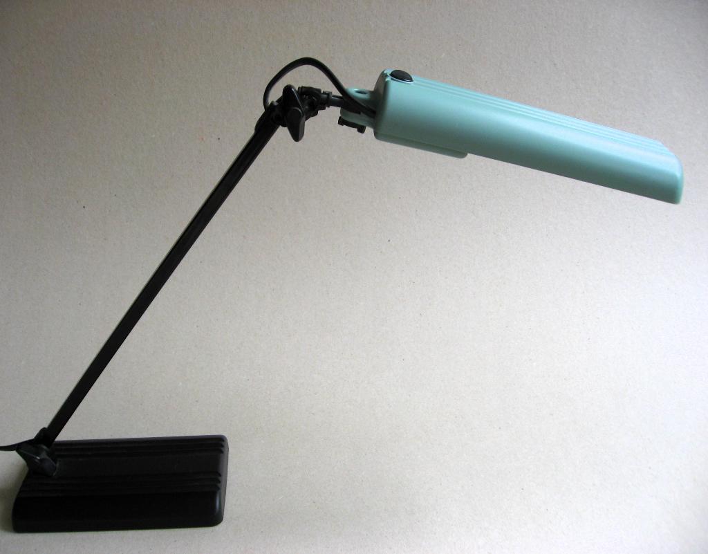 Fins design Lival Poco bureau/achitecten lamp, Ophalen of Verzenden