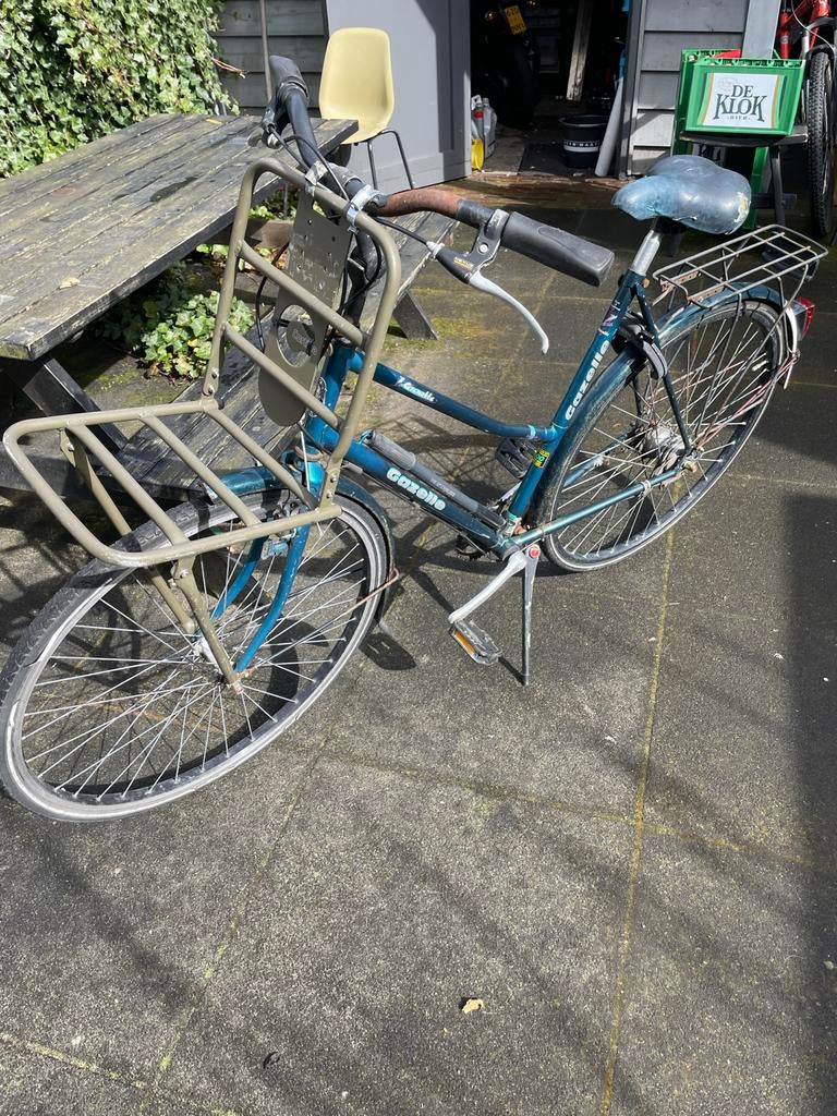 Gazelle Fiets met Voordrager en Bagagedrager, opknapper, Fietsen en Brommers, Fietsen | Dames | Damesfietsen, Ophalen, Versnellingen