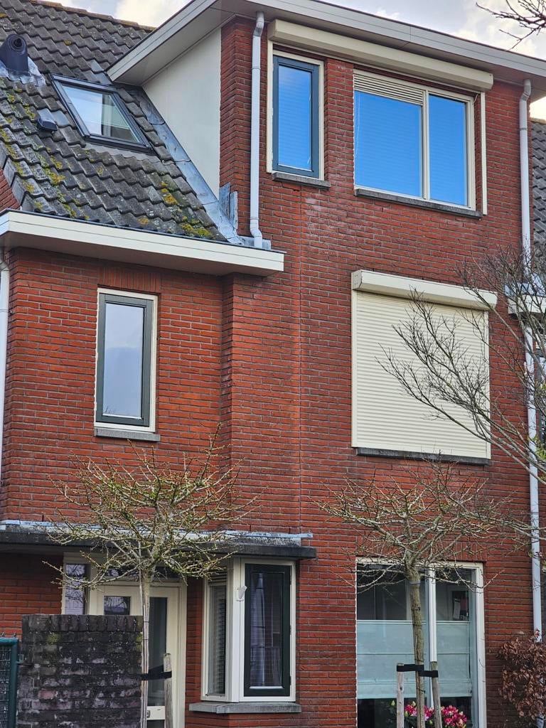 Klusjesman gezocht voor verwijderen rolluik 1e etage, Ophalen