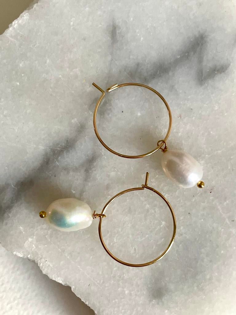 Parel oorbellen creolen, Sieraden, Tassen en Uiterlijk, Oorbellen, Hangers, Wit, Nieuw, Ophalen of Verzenden