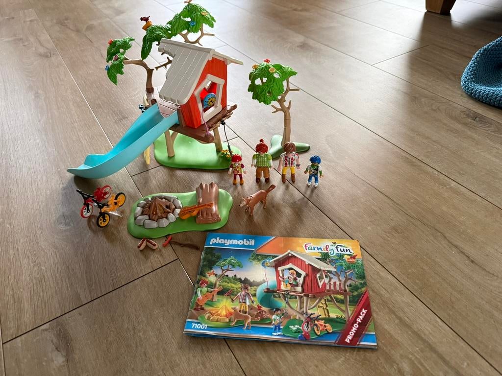 Playmobil boomhut, Kinderen en Baby's, Speelgoed | Playmobil, Ophalen of Verzenden, Zo goed als nieuw