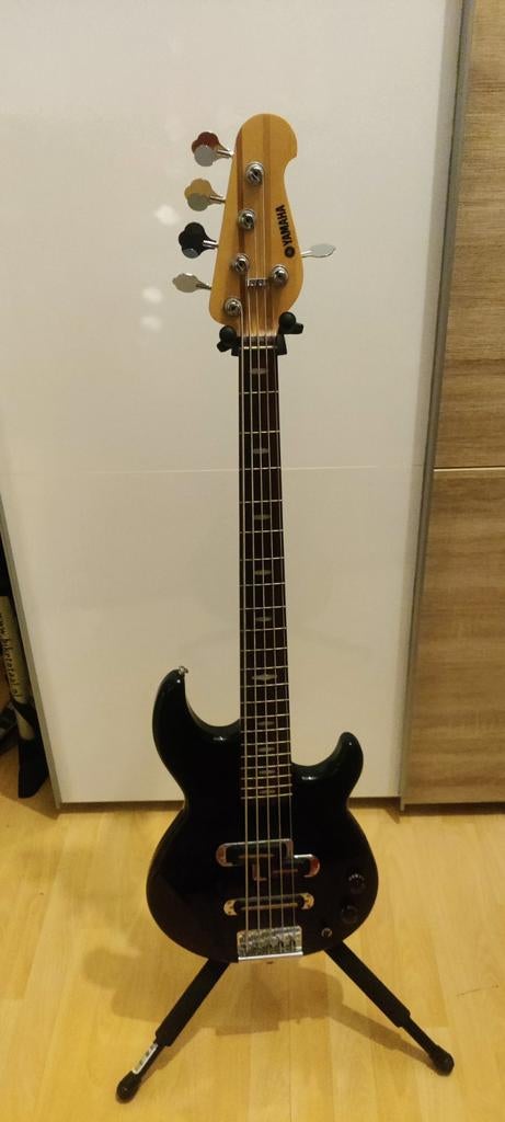Yamaha BB 1025, Ophalen, Gebruikt, Elektrisch, 5-snarig