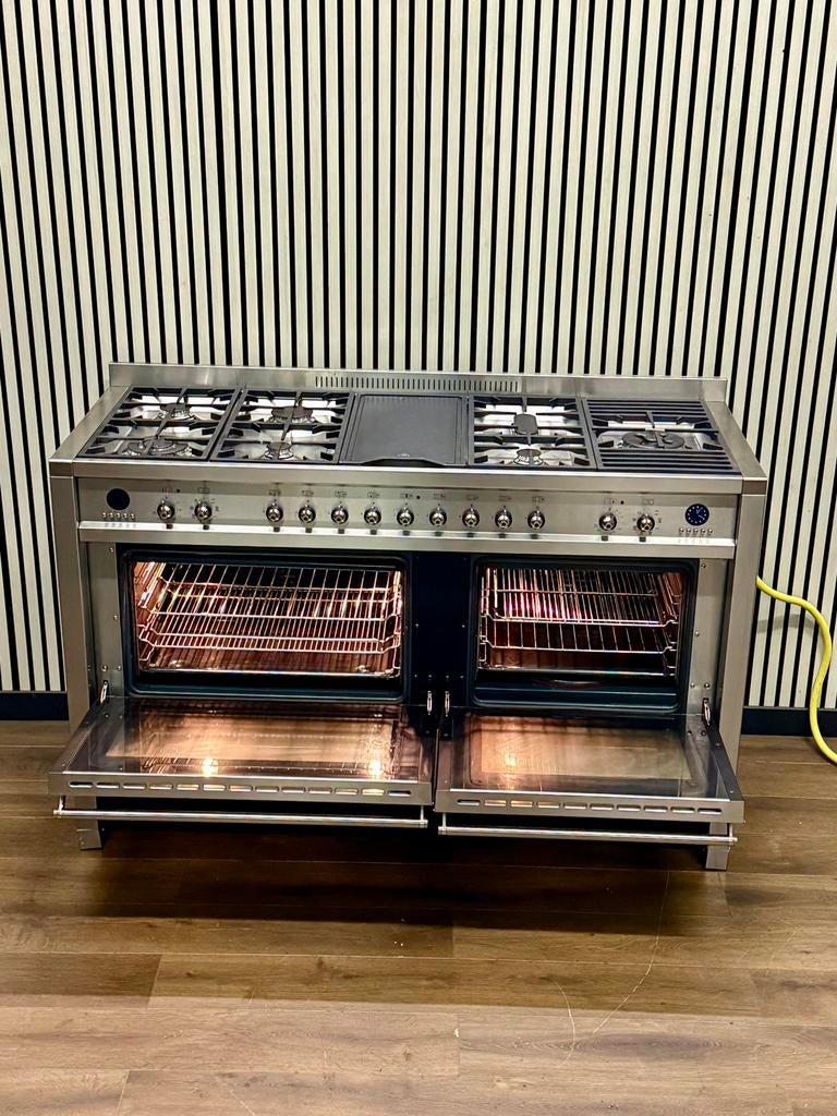Luxe Smeg Fornuis RVS 6 pits + Grill 2 ovens 150 cm, Fornello Esperta, Ophalen of Verzenden, Zo goed als nieuw, Energieklasse A of zuiniger