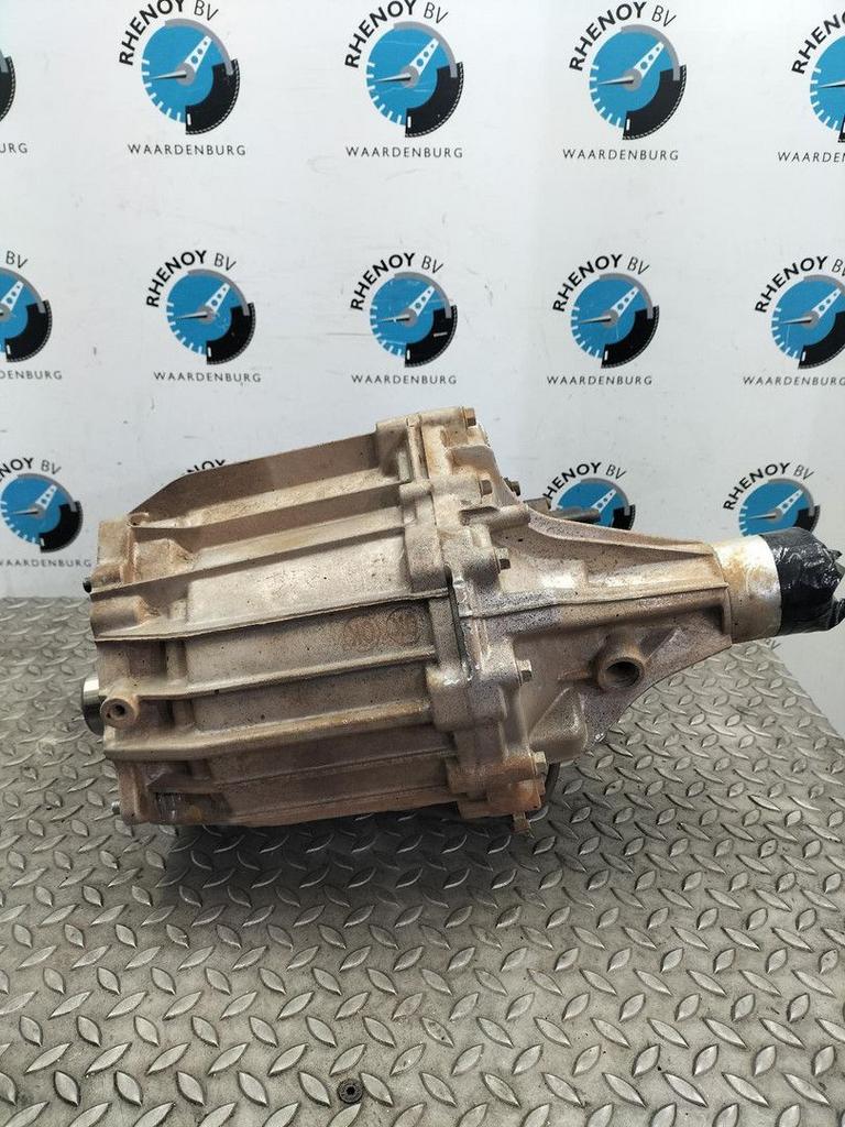 ISUZU D-MAX TUSSENBAK 2019, Ophalen of Verzenden, Gebruikt, Stiba lid