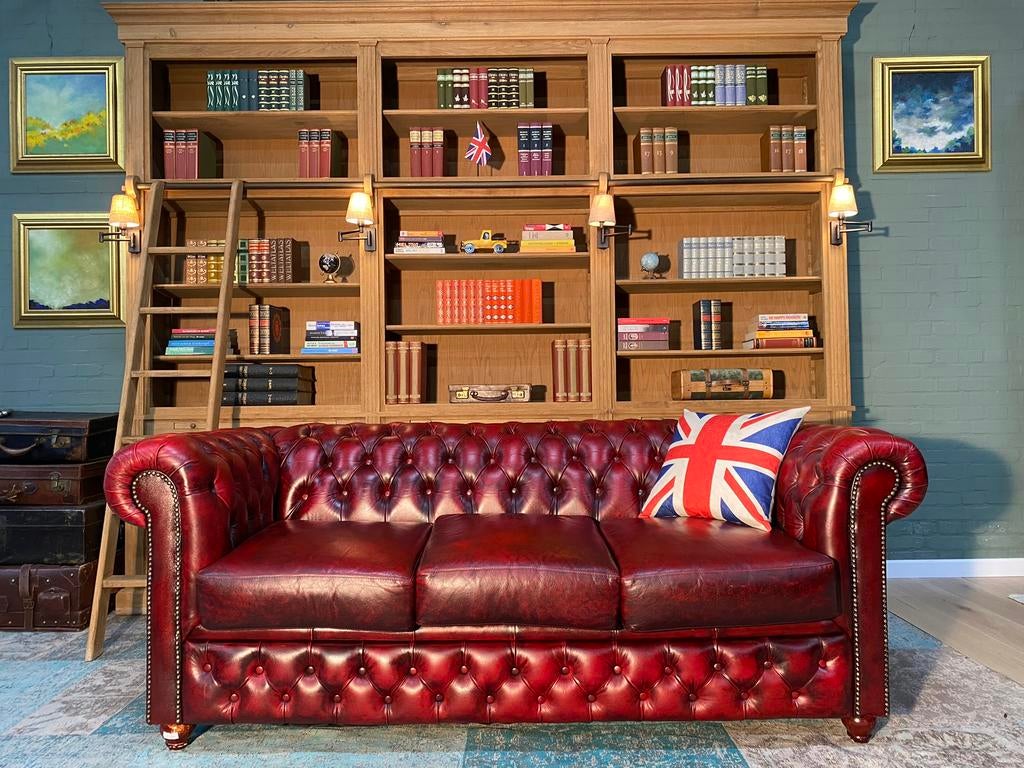 Chesterfield bank oxood rood GRATIS BEZORGD, Ophalen of Verzenden, Zo goed als nieuw, 200 tot 250 cm, Leer