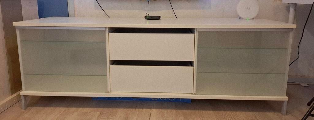 Tv meubel, kast ikea 1.70m x 0.50cm x 0.58cm, Huis en Inrichting, Ophalen, 25 tot 50 cm, Minder dan 100 cm