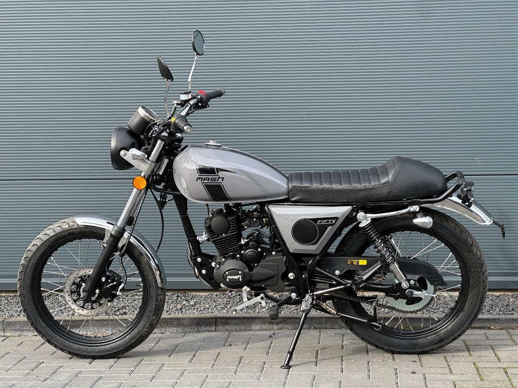 MASH FIFTY 50, Maximaal 45 km/u, Nieuw, Mash fifty, 4 versnellingen