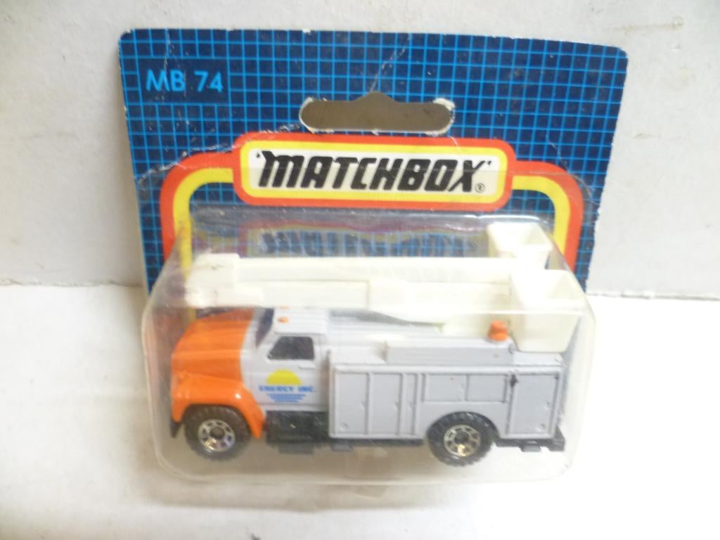 Matchbox MB 74 Enercy Inc Utilift Truck in blister modelauto, Ophalen of Verzenden, Nieuw, Auto