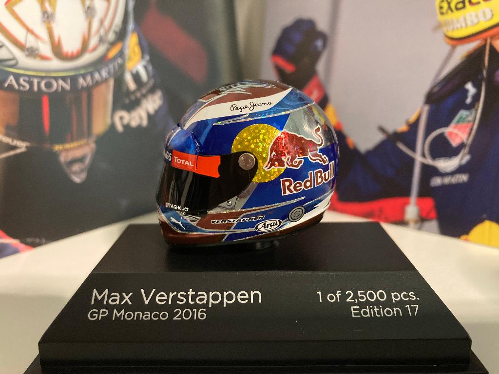✅ Max Verstappen 1:8 helm 2016 Monaco editie 17 fanshop, Verzamelen, Ophalen of Verzenden, Nieuw, Formule 1