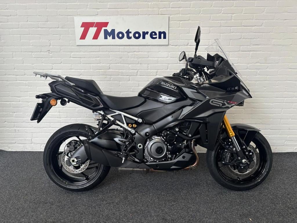 SUZUKI GSX-S 1000 GX (bj 2025), SUZUKI, 4 cilinders, Motorrijbewijs A, Bedrijf