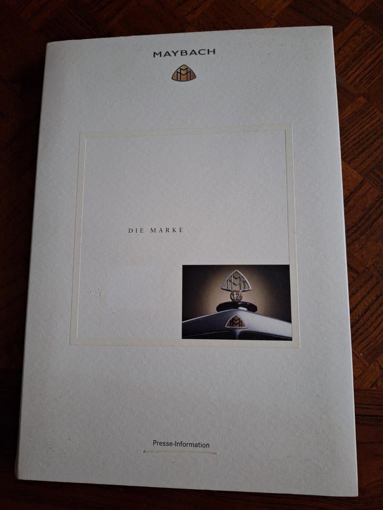 Maybach persmap, Ophalen of Verzenden, Zo goed als nieuw