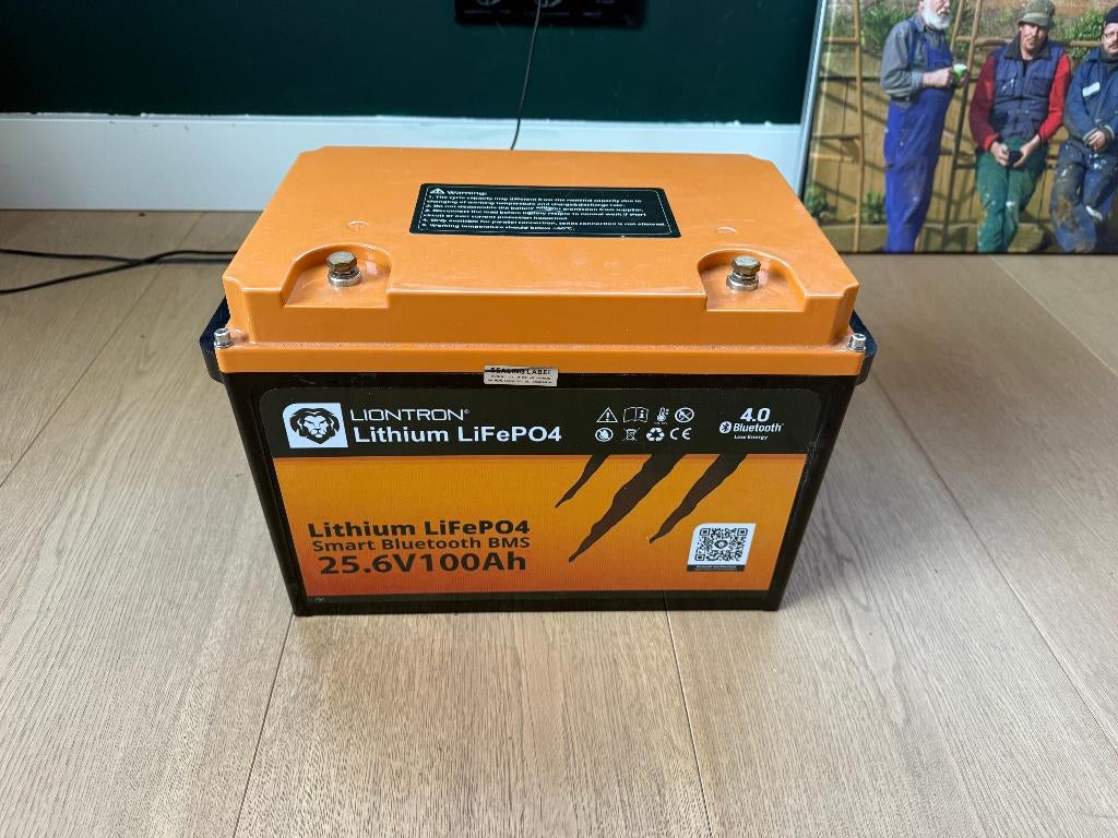 accu Liontron LifePo4 25,6v 100ah, Watersport en Boten, Ophalen of Verzenden, Zo goed als nieuw, Overige typen