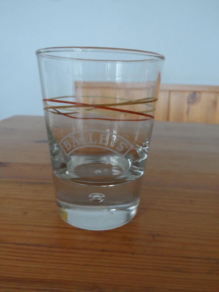 Baileys glas, Verzamelen, Ophalen of Verzenden, Zo goed als nieuw, Bierglas
