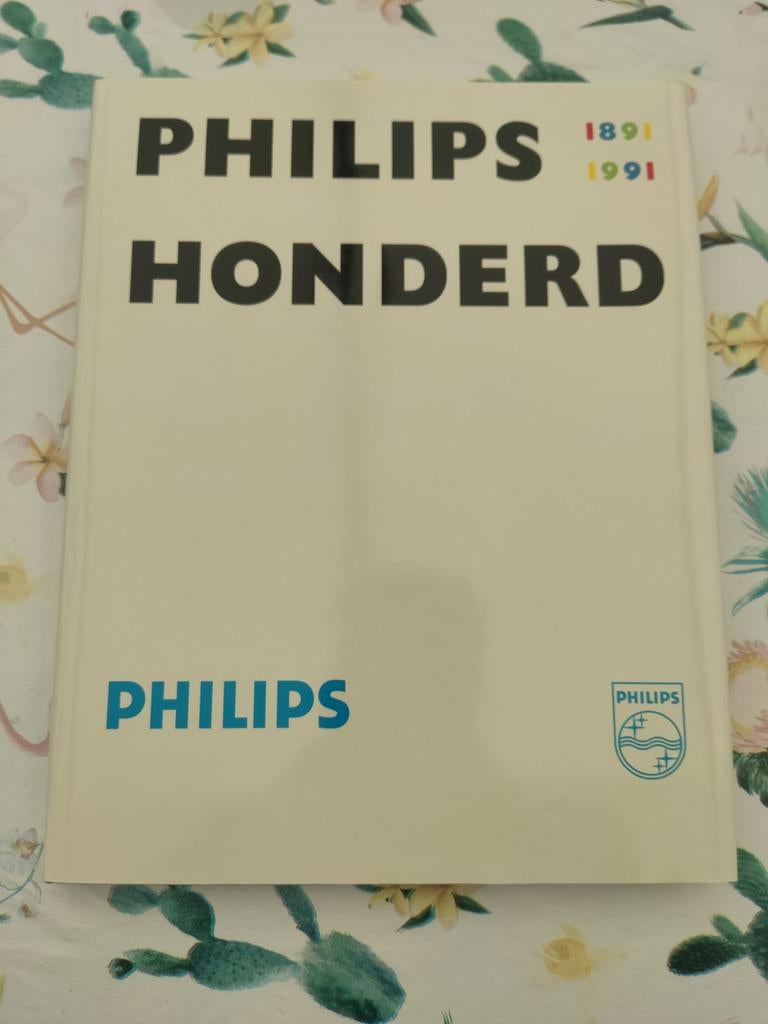 Philips boek 100 jaar, Ophalen of Verzenden, Zo goed als nieuw, Overige uitgevers, Nederlands