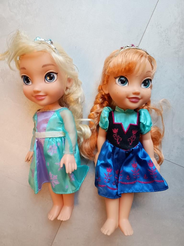 Frozen poppen Anna en Elsa ong 35 cm groot, Ophalen of Verzenden, Pop