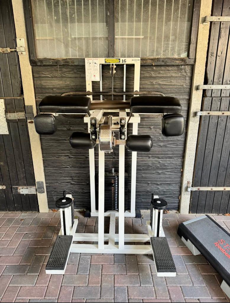 Technogym Isotonic Line Standing Glute, Ophalen, Info@defitnessmakelaar.nl, Overige typen, Deventer