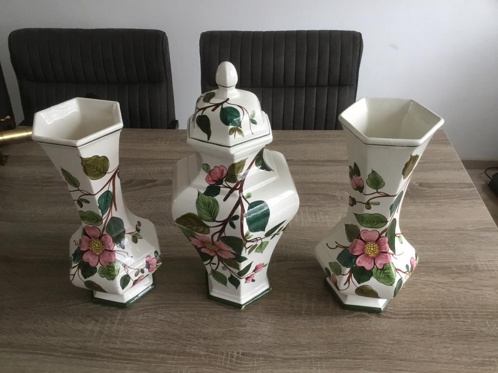 Kaststel Vazen, Ophalen