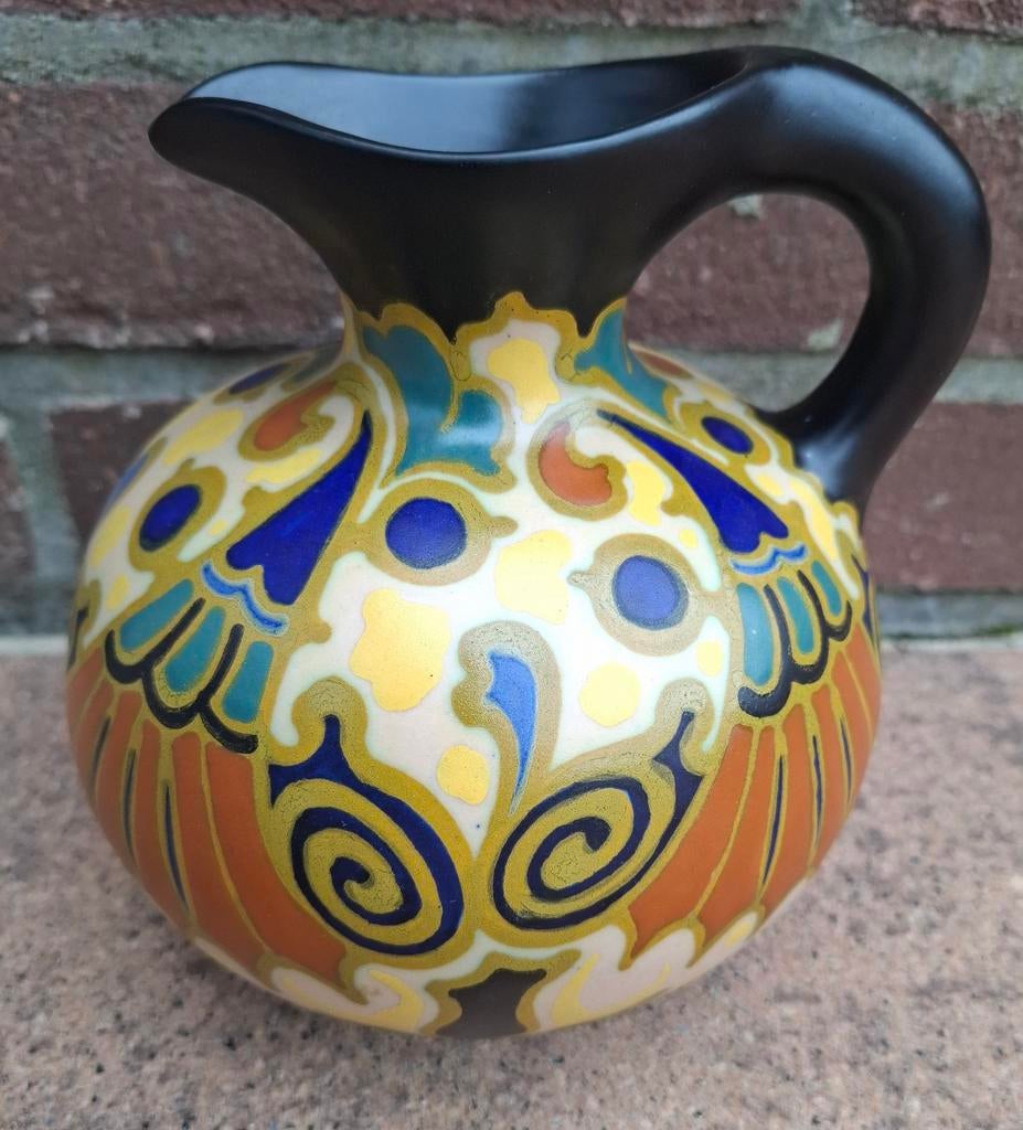 Zeldzaam mooie Gouda plateel Regina Darla oorvaas, Ophalen of Verzenden