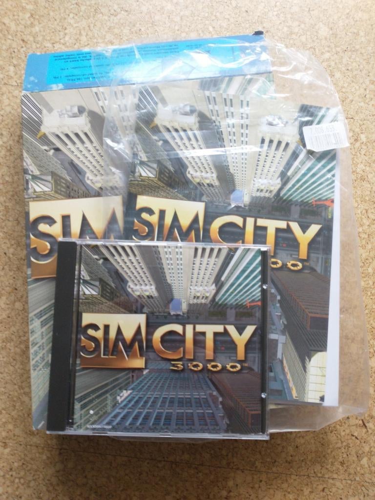 Sim City 3000. Vintage PC game in Big Box., Spelcomputers en Games, Overige genres, 1 speler, Ophalen of Verzenden, Zo goed als nieuw