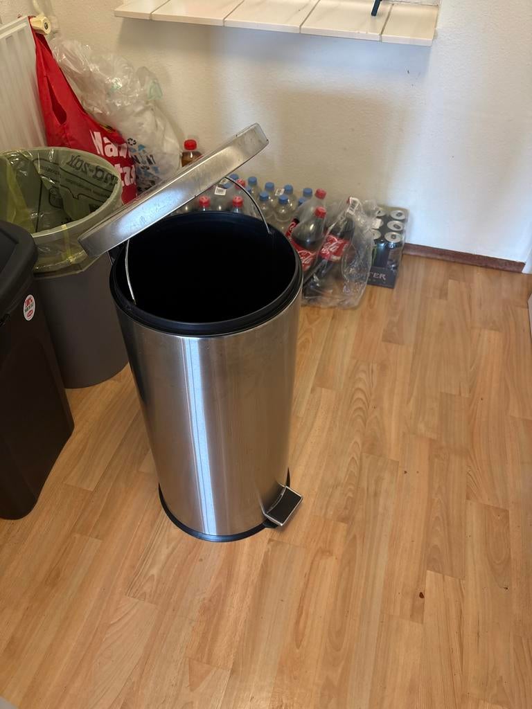 RVS Pedaalemmer - Vuilniscontainer met Pedaal, Gebruikt, Met pedaal, 40 liter of meer, Ophalen of Verzenden