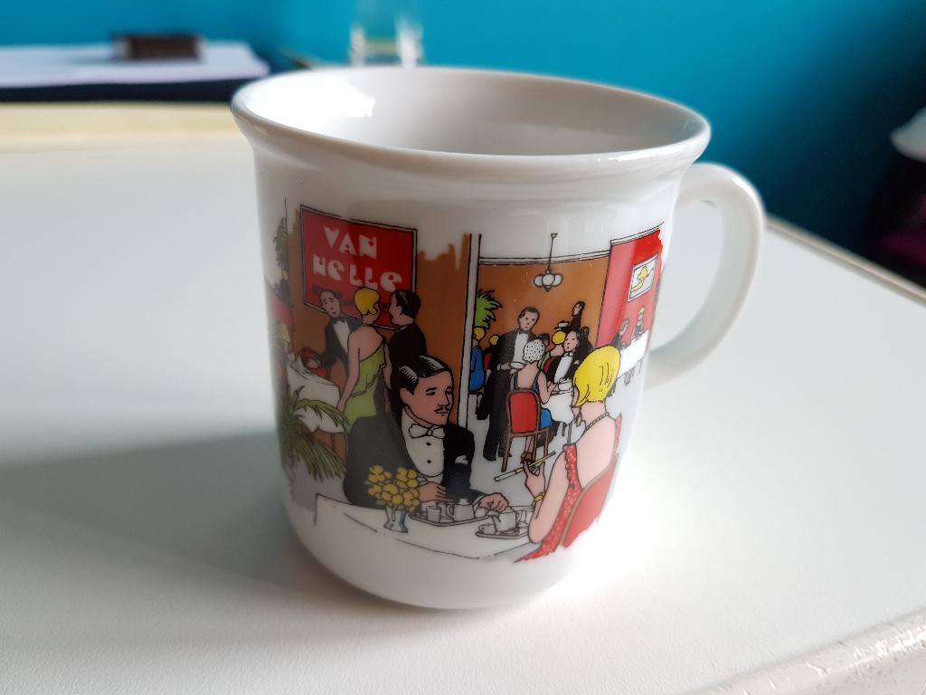 van Nelle beker, zgan, ca. 8 cm. hoog en 7,5 cm. doorsnee, Huis en Inrichting, Keuken | Servies, Ophalen of Verzenden, Zo goed als nieuw