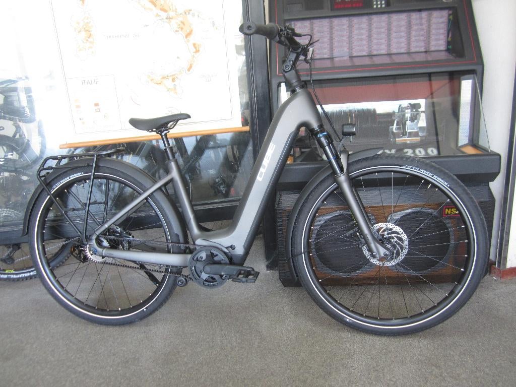 Cube Touring Hybrid Comfort SLX800       Nieuw, Fietsen en Brommers, Elektrische fietsen, 51 tot 55 cm, Ophalen, Nieuw, Cube