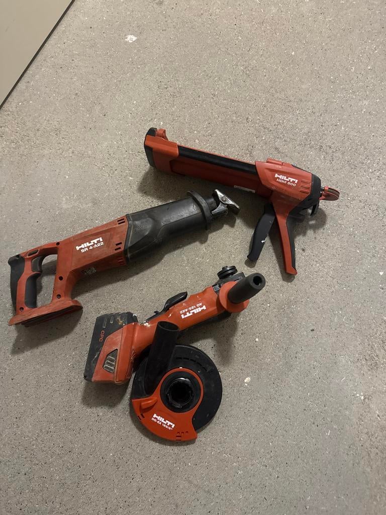 Hilti Haakse Slijper, Reciprozaag, 2 componenten kitpistool, Ophalen, Gebruikt, 1000 watt of meer, Haakse handslijpmachine