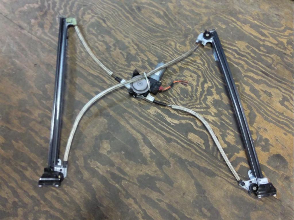 Chrysler Voyager raammechanisme met motor 2001-2003, Auto-onderdelen, Ruiten en Toebehoren, Gebruikt, PO Box 21-8004 | Auburn Hills, MI 48321-8004