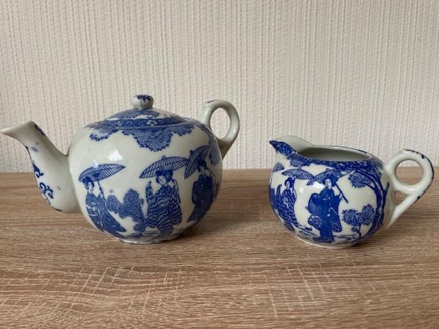 Japanse Theepot met Melkkan, Antiek en Kunst, Antiek | Servies los, Ophalen of Verzenden